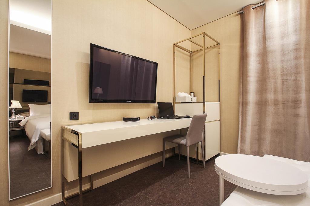 Cullinan Daechi Seoul